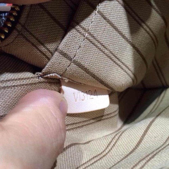 Replica Louis Vuitton Neverfull GM Monogram Canvas M40990 Beige Replica Louis Vuitton Neverfull GM Monogram Canvas M40990 Beige