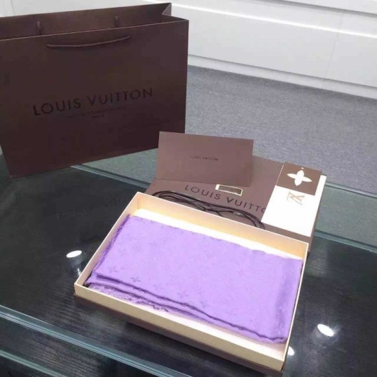 Fake Louis Vuitton Monogram Shawl M70110 Replica Replica Louis Vuitton Monogram Shawl M70110