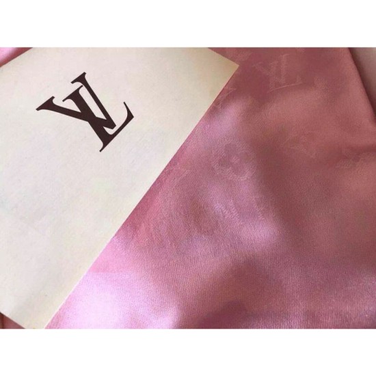 Fake Louis Vuitton Natural Monogram Shawl M74441 Replica Fake Louis Vuitton Natural Monogram Shawl M74441 Replica