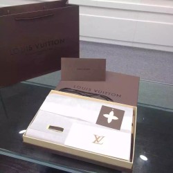Replica Louis Vuitton  Reykjavik Scarf M71041