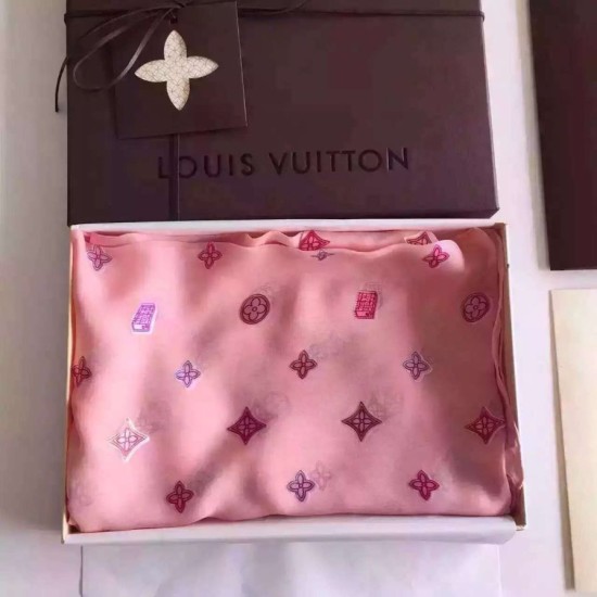 Replica Louis Vuitton  Trunkies Stole M75787