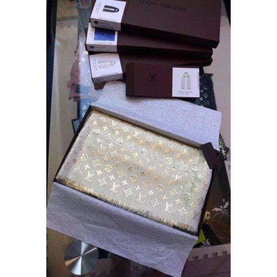Fake Louis Vuitton  White Monogram So Glitter Stole M73939 Replica