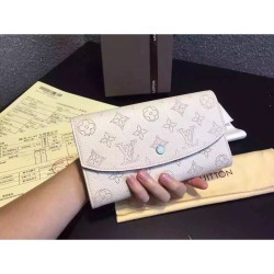 Replica Louis Vuitton  Iris Wallet Mahina Leather M60177