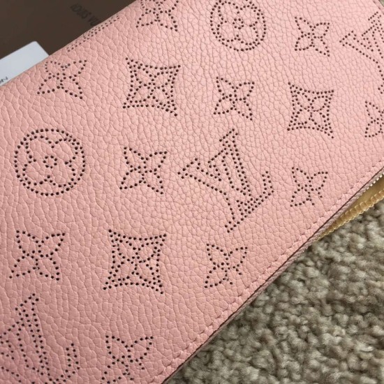 Replica Louis Vuitton  Zippy Wallet Mahina Leather M58429