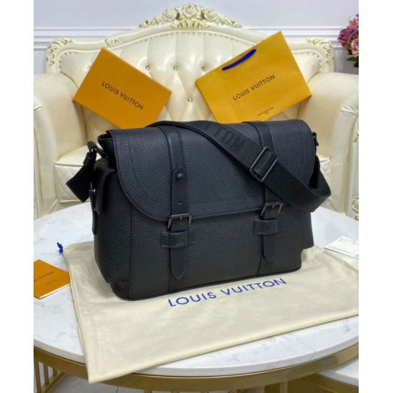 Replica Louis Vuitton Christopher Messenger M58476 Black