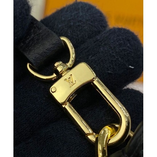 Replica Louis Vuitton Petit Sac Plat M80478