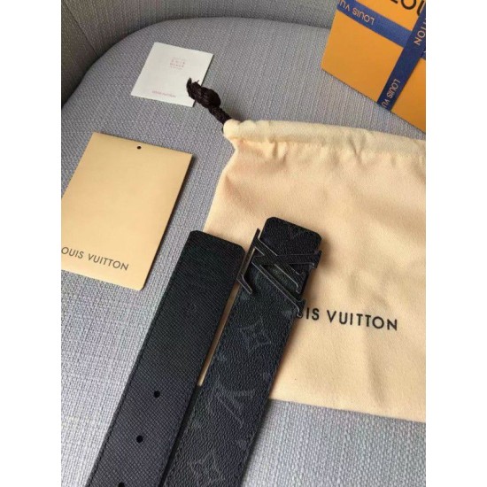 Fake Louis Vuitton LV Initiales 40MM Reversible Belt Taiga M0157V Replica