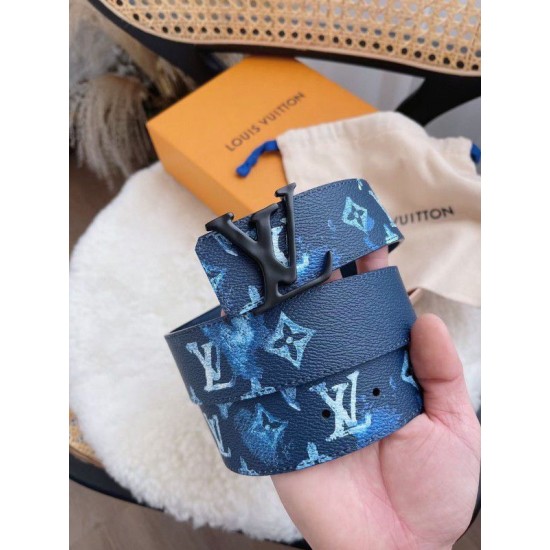 Fake Louis Vuitton LV Shape 40mm Belt Monogram Motif M0359V Replica