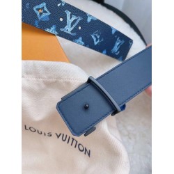 Fake Louis Vuitton LV Shape 40mm Belt Monogram Motif M0359V Replica