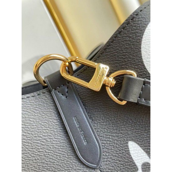 Replica Louis Vuitton NeoNoe MM Bag Monogram Print M45821