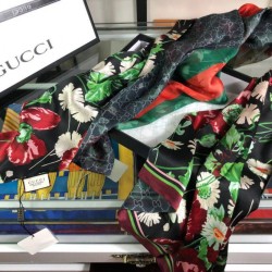 Replica Gucci Silk scarf with Flora Print 65 x 185cm Black