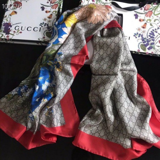 Replica Gucci GG Bouquets Print Silk Scarf 140 x 140 Blue