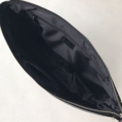 Replica Gucci GG Supreme Medium Messenger Bag 523335
