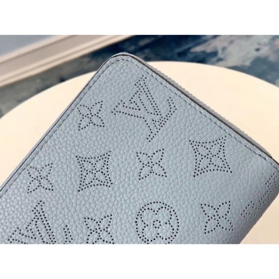 Replica Louis Vuitton Zippy Wallet Mahina Leather M67410