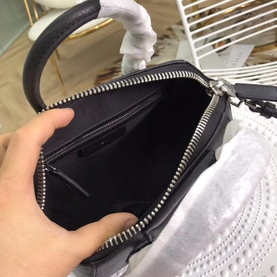 Replica Givenchy Antigona Mini Bag Black Replica Givenchy Antigona Mini Bag Black