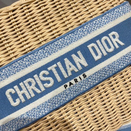 Replica Dior Medium Lady Dior Bag In Wicker and Light Blue Oblique Jacquard Replica Dior Medium Lady Dior Bag In Wicker and Light Blue Oblique Jacquard