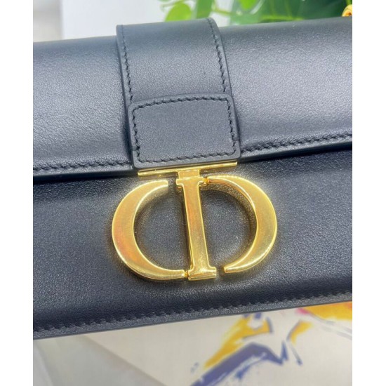 Fake Christian Dior 30 Montaigne East-West Bag With Chain Black Replica Replica Christian Dior 30 Montaigne East-West Bag With Chain Black