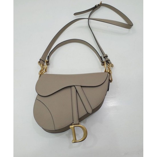 Replica Christian Dior Saddle Bag With Strap Apricot Replica Christian Dior Saddle Bag With Strap Apricot