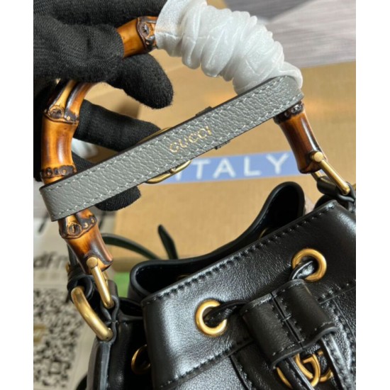 Fake Gucci Diana Small Bucket Bag 724652 Black Replica Replica Gucci Diana Small Bucket Bag 724652 Black