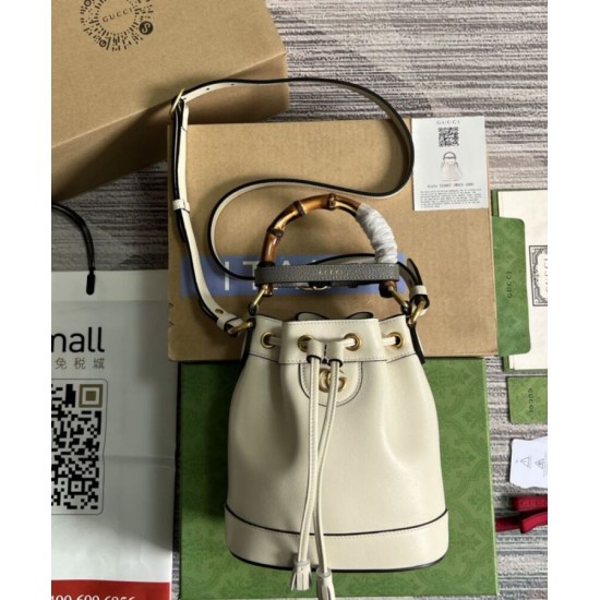 Replica Gucci Diana Mini Bucket Bag 724667 White Replica Gucci Diana Mini Bucket Bag 724667 White