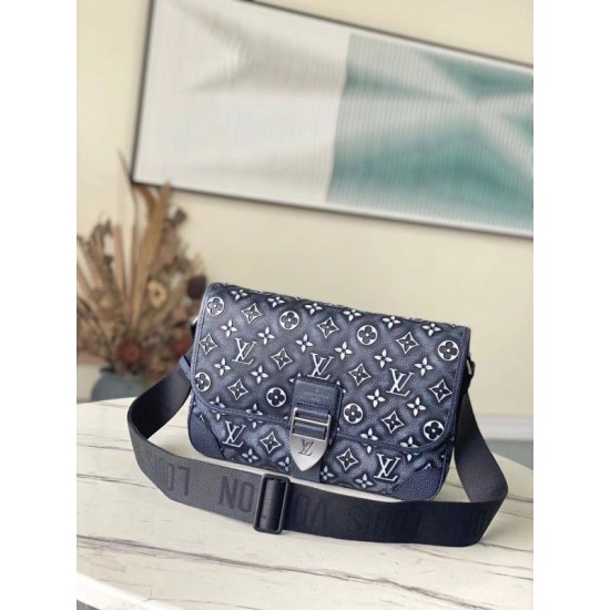 Replica Louis Vuitton Archy Messenger MM Bag In Monogram Calfskin M21358