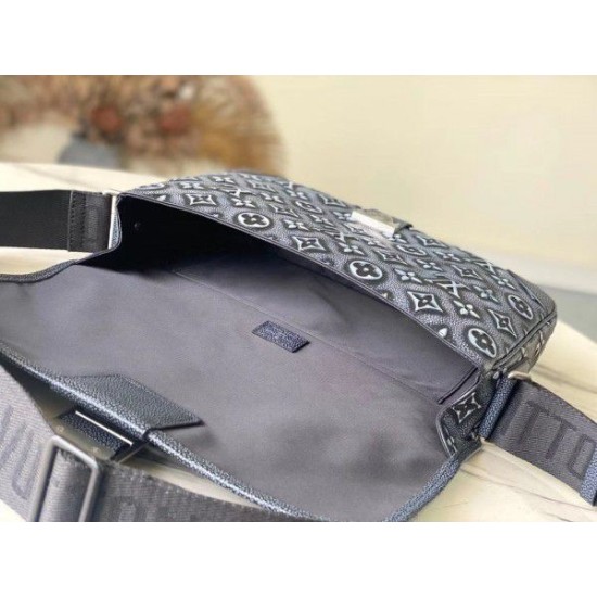 Replica Louis Vuitton Archy Messenger MM Bag In Monogram Calfskin M21358