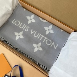 Replica Louis Vuitton LV Essential Scarf In Grey Wool M77727