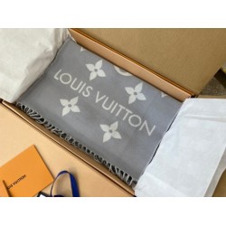 Replica Louis Vuitton LV Essential Scarf In Grey Wool M77727