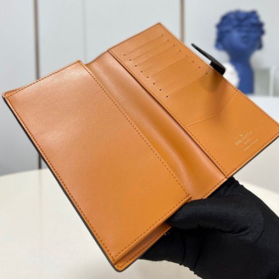 Replica Louis Vuitton LV Vertical Wallet In Taurillon Leather M81330 Replica Louis Vuitton LV Vertical Wallet In Taurillon Leather M81330