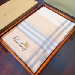 Fake Burberry Bady Cashmere Shawl 100 x 200 Replica