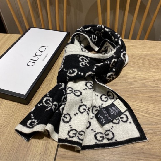 Replica Gucci Classic Wool GG jacquard Scarf Blue