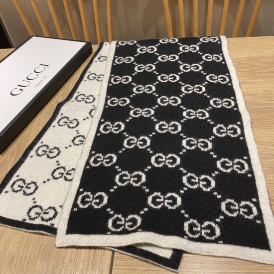 Replica Gucci Classic Wool GG jacquard Scarf Blue