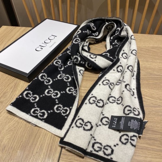 Replica Gucci Classic Wool GG jacquard Scarf Blue