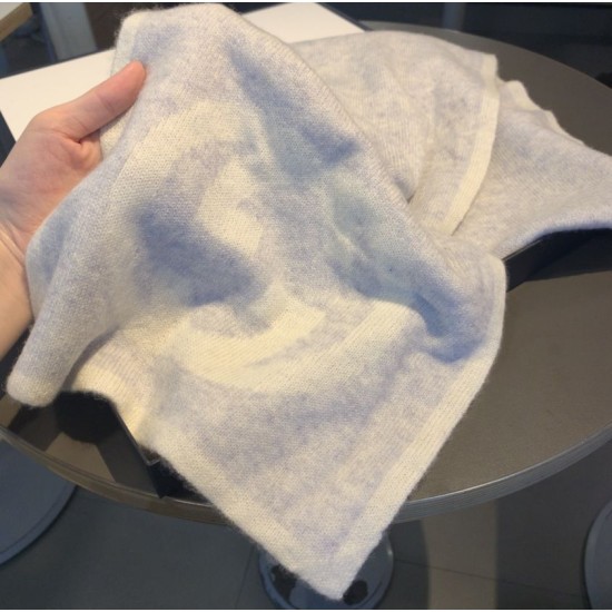 Replica Gucci Classic Cashmere Scarf Light Gray