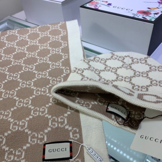 Replica Gucci Classic Cashmere Jacquard Scarf & Hat Brow /White