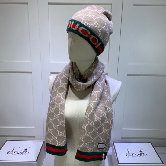 Fake Gucci Classic Cashmere Jacquard Scarf & Hat Brown / Red Replica