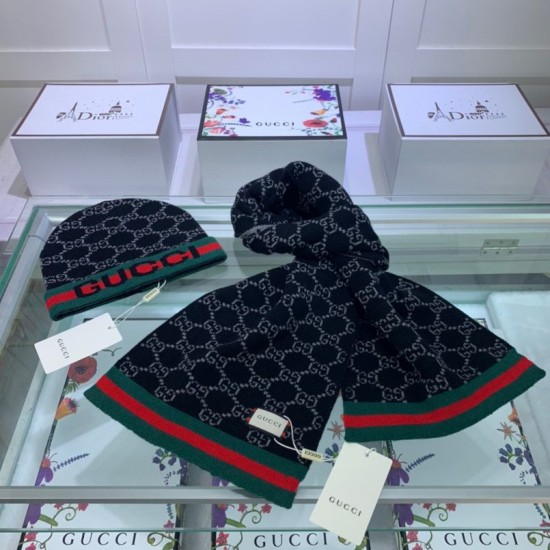 Replica Gucci Classic Cashmere Jacquard Scarf & Hat Black