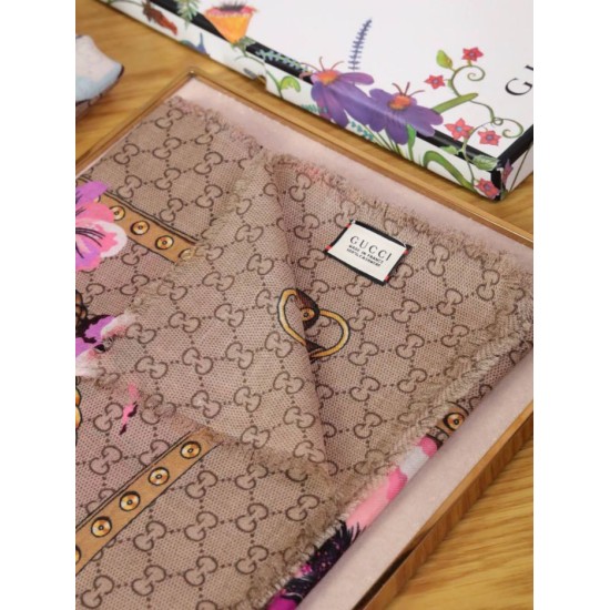 Fake Gucci classic double G letter Logo Scarf with floral elements Rose Replica