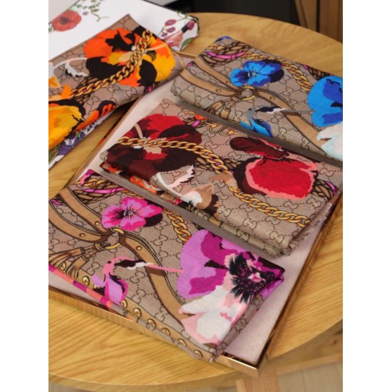 Fake Gucci classic double G letter Logo Scarf with floral elements Rose Replica