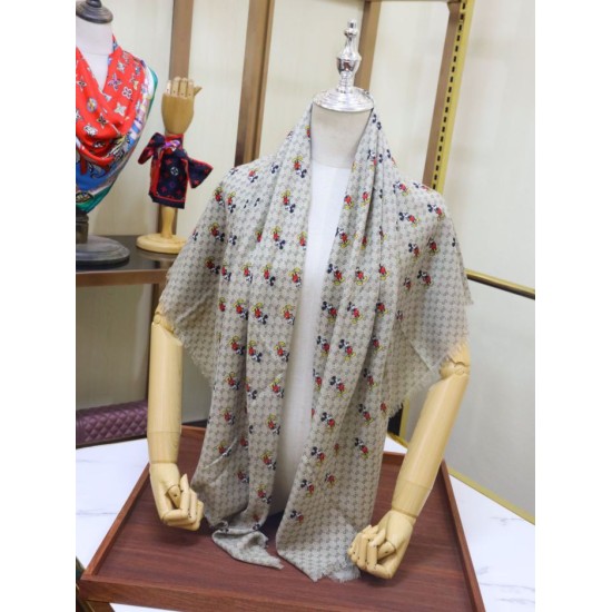 Replica Gucci Mickey velvet square scarf Beige