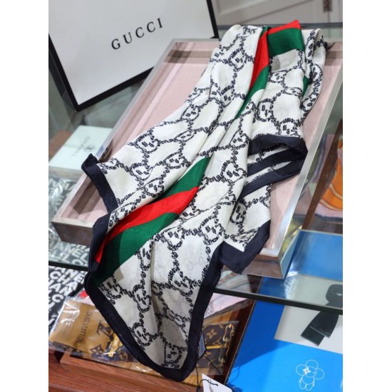 Replica Gucci printed silk scarf 110 x 110 White