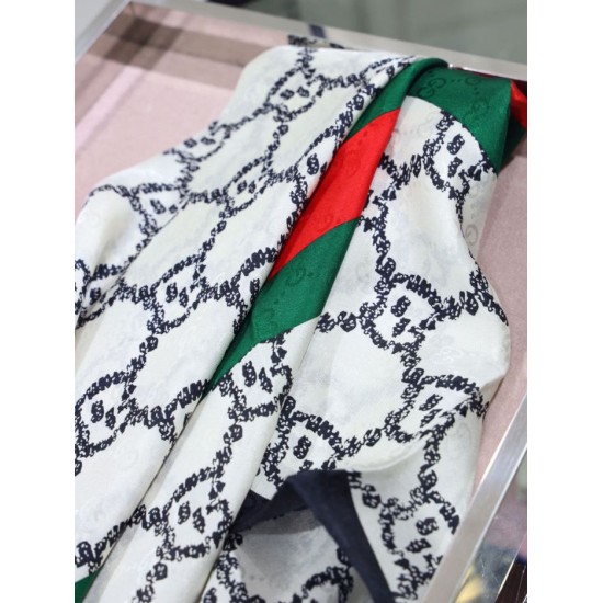 Replica Gucci printed silk scarf 110 x 110 White