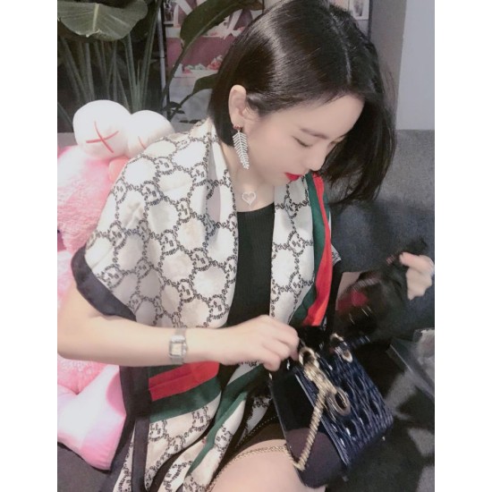 Replica Gucci printed silk scarf 110 x 110 White
