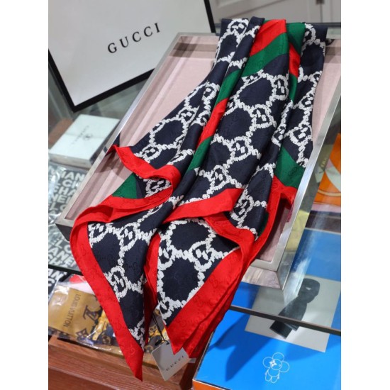 Replica Gucci printed silk scarf 110 x 110 Black