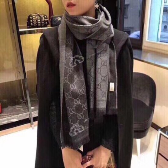 Fake Gucci Classic wool jacquard scarf 48 x 180 Light Coffee Replica