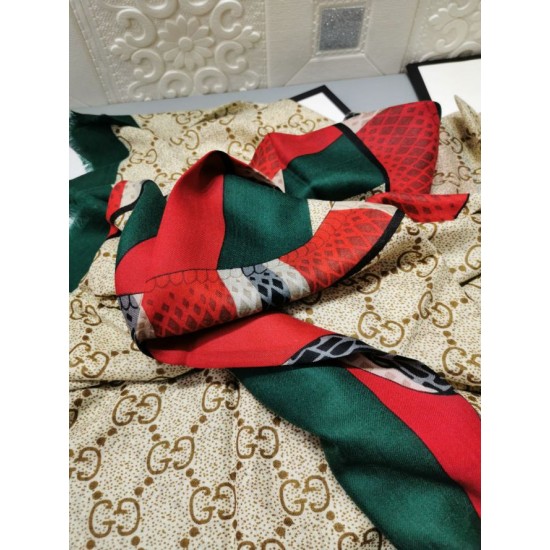 Fake Gucci Classic Cashmere Scarf 100 x 200 Green Replica