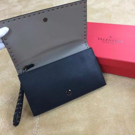 Replica Black Rockstud Clutch Bag Replica Black Rockstud Clutch Bag