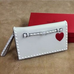 Replica White Rockstud Clutch Bag