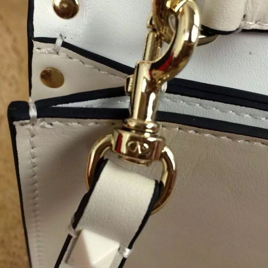 Fake White Rockstud Clutch Bag Replica Replica White Rockstud Clutch Bag