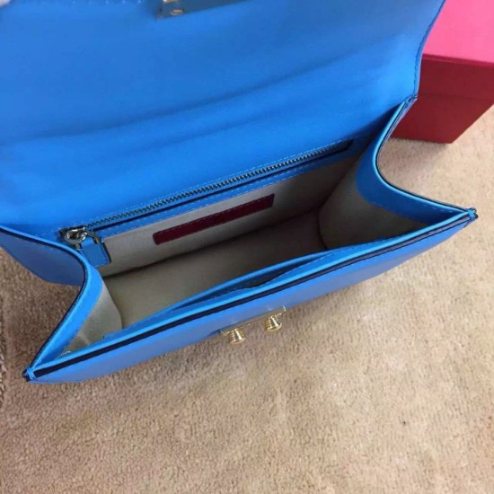 Replica Small Chain Shoulder Bag In Light Blue Calfskin Replica Small Chain Shoulder Bag In Light Blue Calfskin